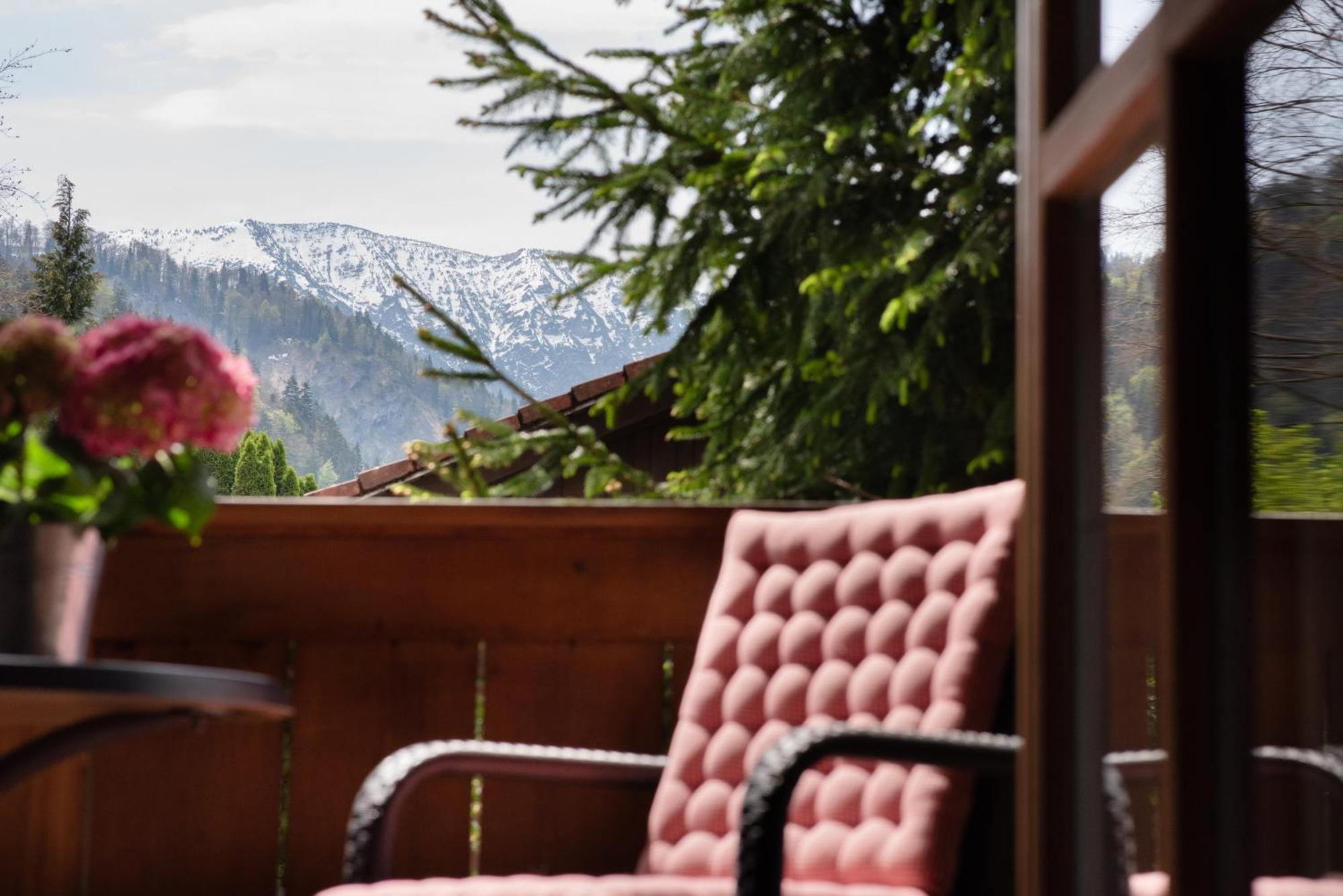 Haus Lesch - Stilvolle Appartements Mit Tollem Bergblick In Kreuth Am Tegernsee Exterior foto